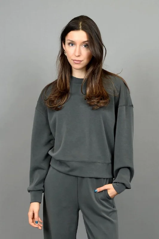 Lucie Pullover