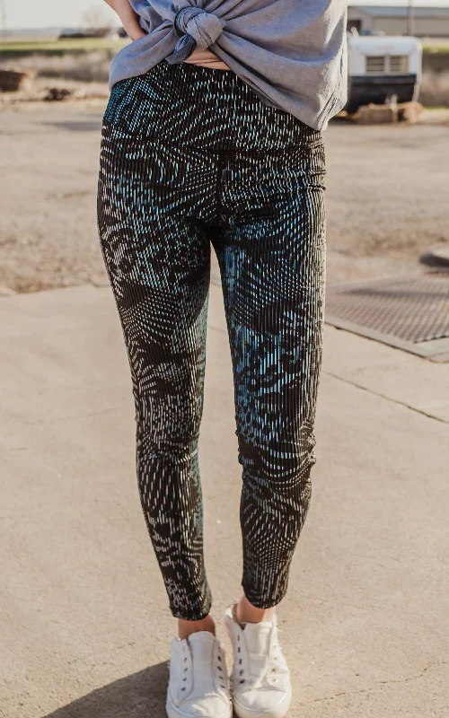 Textured Safari Jacquard High-Waisted Leggings - Mono B - Final Sale